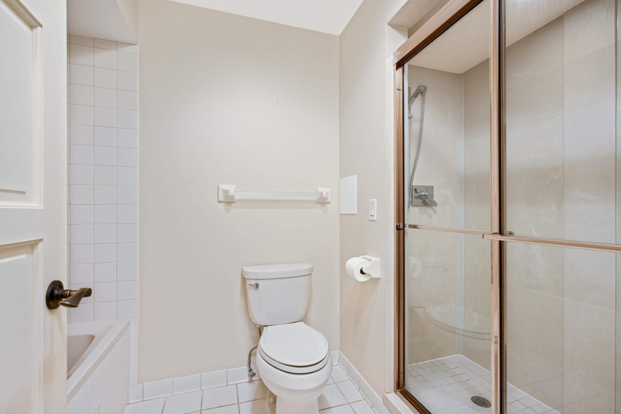 7250 Lewis Ridge Parkway, Unit 206 Edina, MN 55439 - Photo 21 of 53 Gallery Image 21