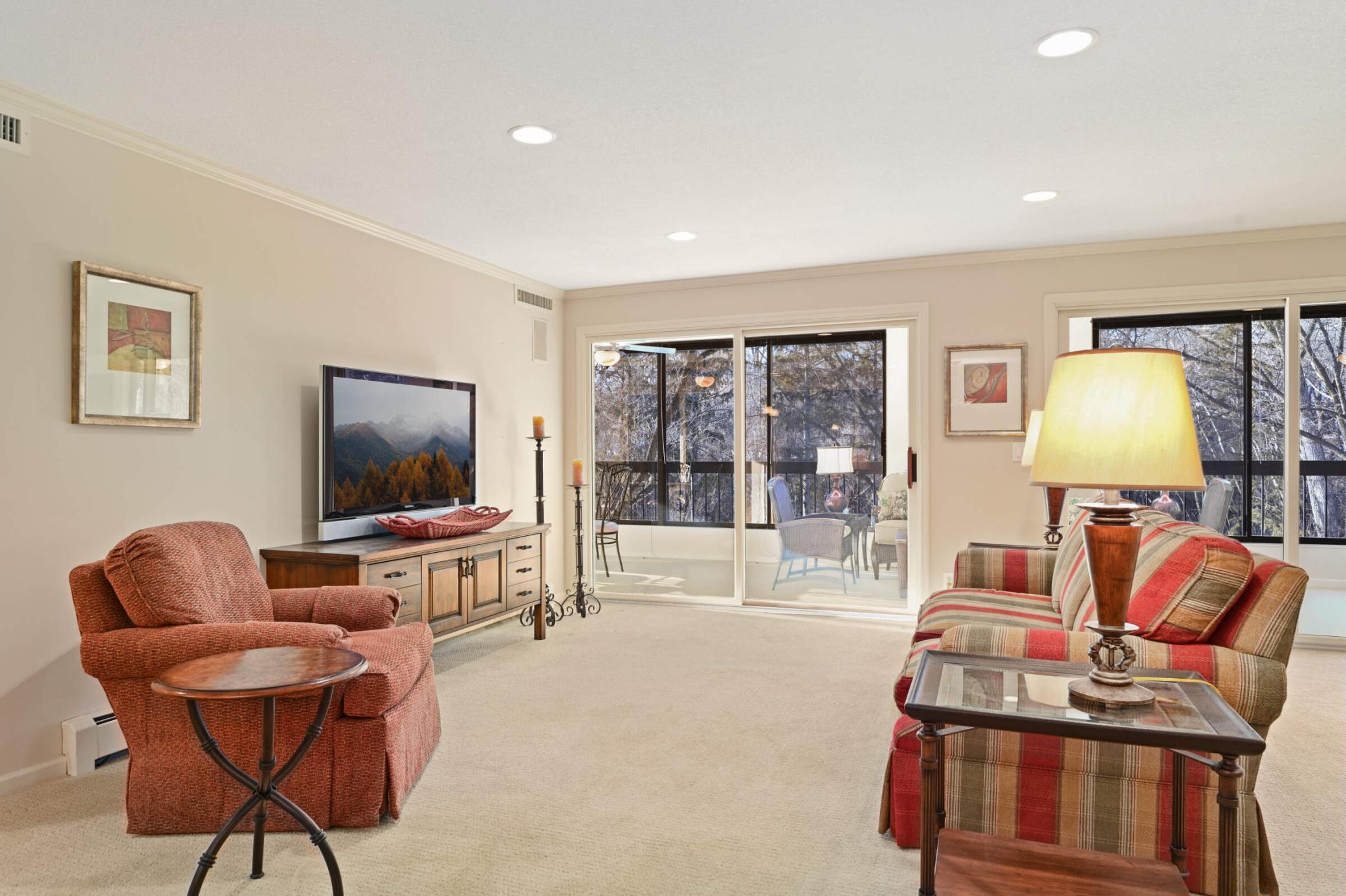 7250 Lewis Ridge Parkway, Unit 206 Edina, MN 55439 - Photo 5 of 53 Gallery Image 5