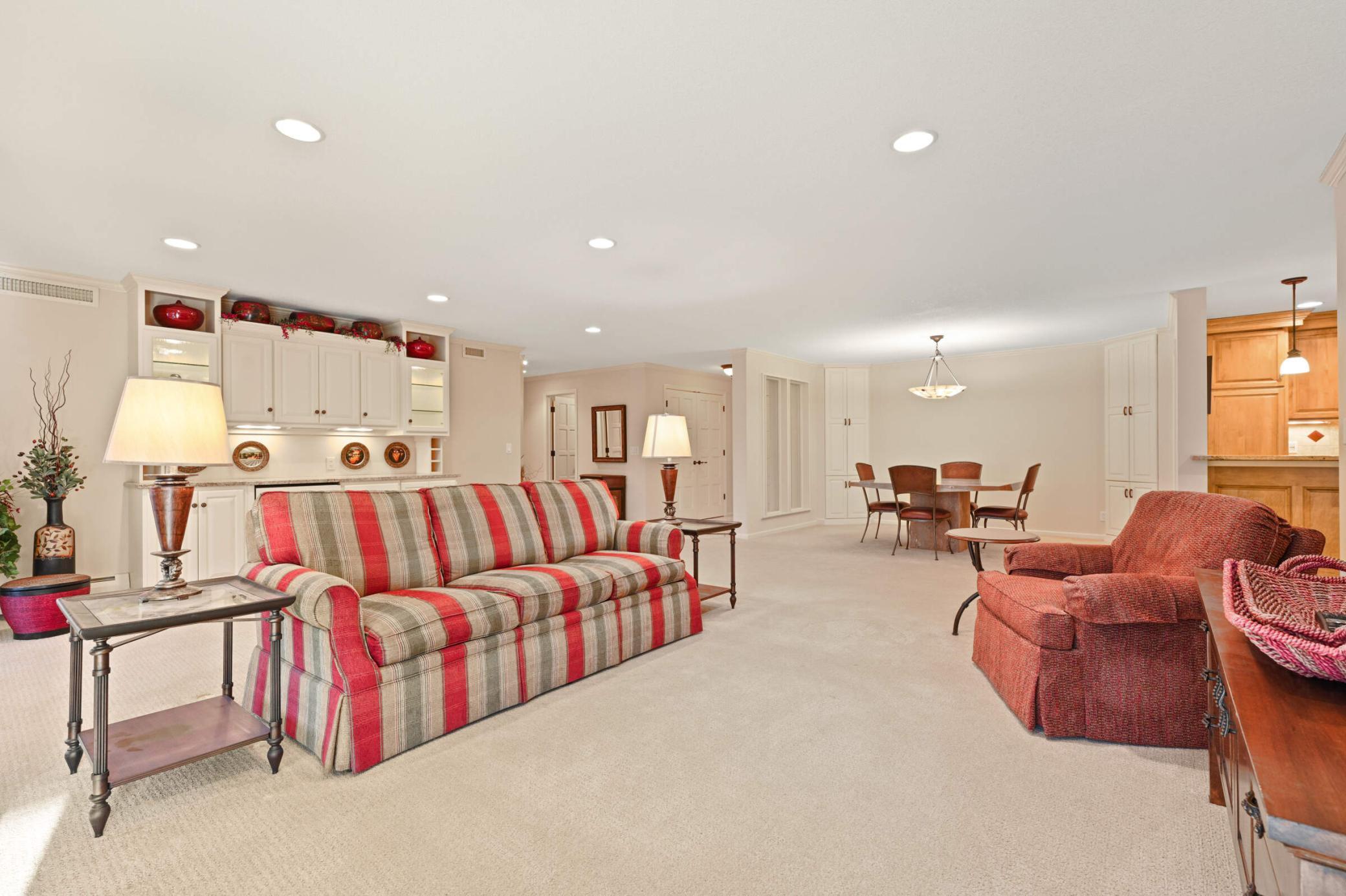7250 Lewis Ridge Parkway, Unit 206 Edina, MN 55439 - Photo 8 of 53 Gallery Image 8