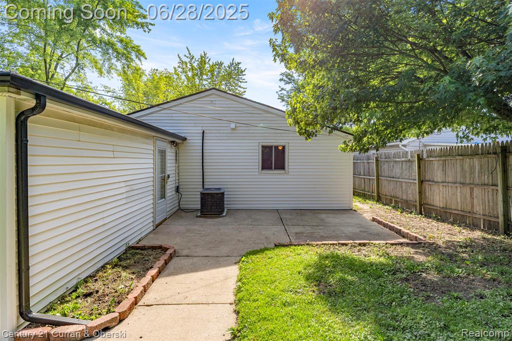 6616 Pardee Road Taylor, MI 48180 - Photo 14 of 40