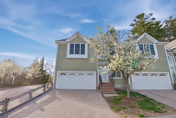 $535,000 | 43 Knowlton Circle, Unit 43, Upton, MA 01568