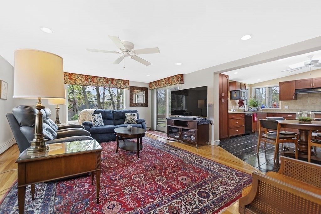 71 East Quinobequin Road Newton, MA 02462 - Photo 6 of 19 Gallery Image 6