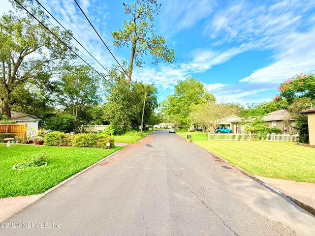 $2,450 | 3756 Anderson Street, Jacksonville, FL 32205