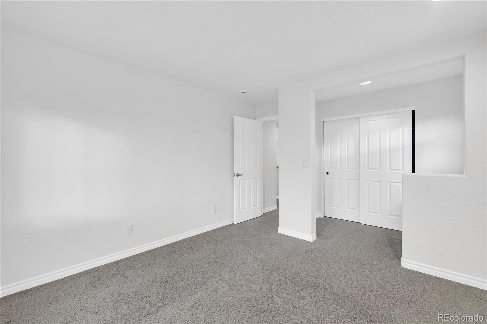 10849 Huntwick Street Highlands Ranch, CO 80130 - Photo 42 of 48