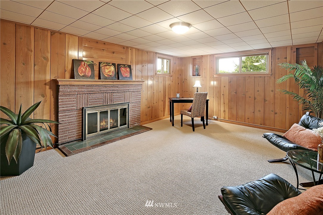 3916 Southwest Frontenac Street Seattle, WA 98136 - Photo 14 of 25