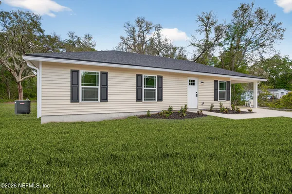 $249,900 | 5512 Crockett Court, Keystone Heights, FL 32656