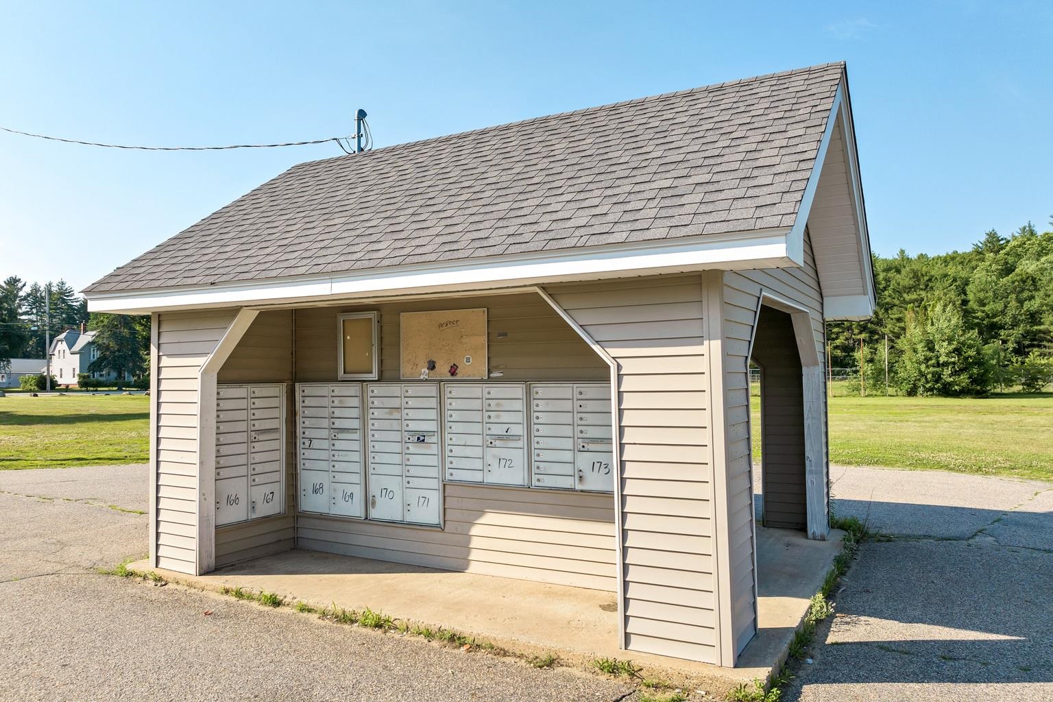 2 Kennedy Avenue Rochester, NH 03839 - Photo 18 of 26
