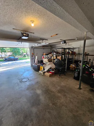 $264,500 | 2925 Rio Vista Drive, Emporia, KS 66801