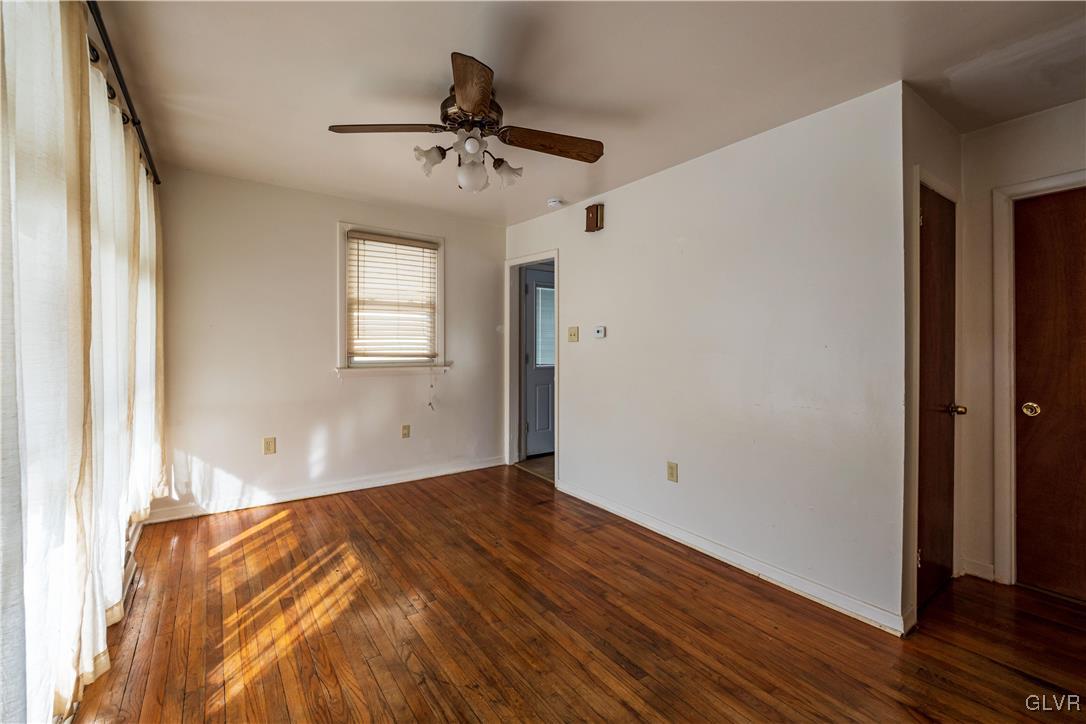 1055 Ridge Avenue Allentown, PA 18102 - Photo 5 of 25 Gallery Image 5