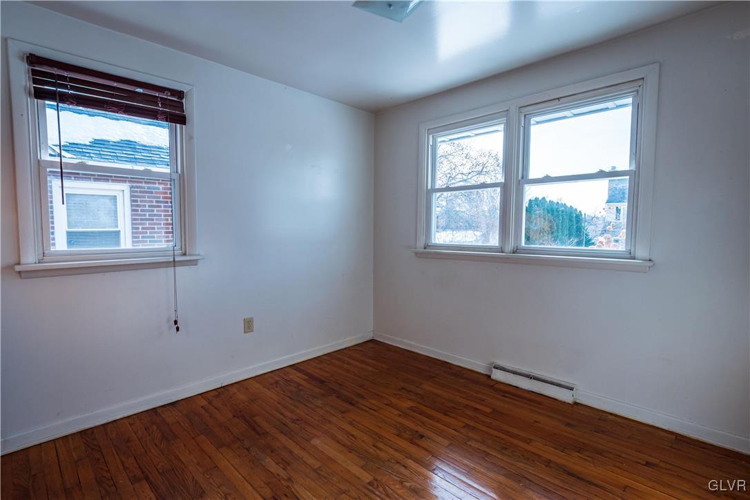 1055 Ridge Avenue Allentown, PA 18102 - Photo 10 of 25 Gallery Image 10