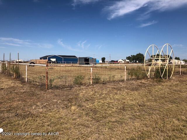 12306 Lazy 2 Road Amarillo, TX 79118 - Photo 15 of 25 Horse Pen