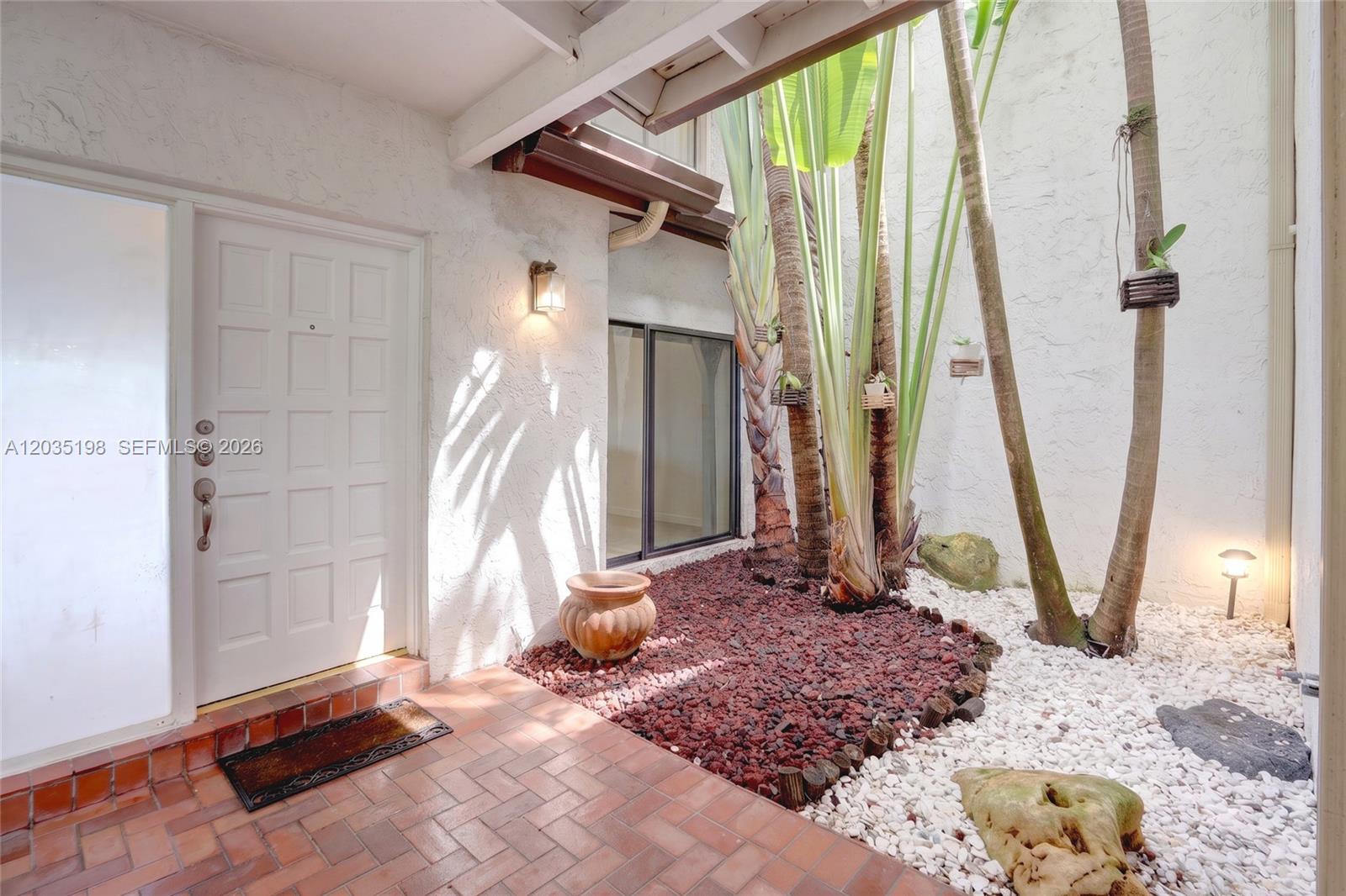 5002 Southwest 72nd Avenue Miami, FL 33155 - Photo 34 of 43