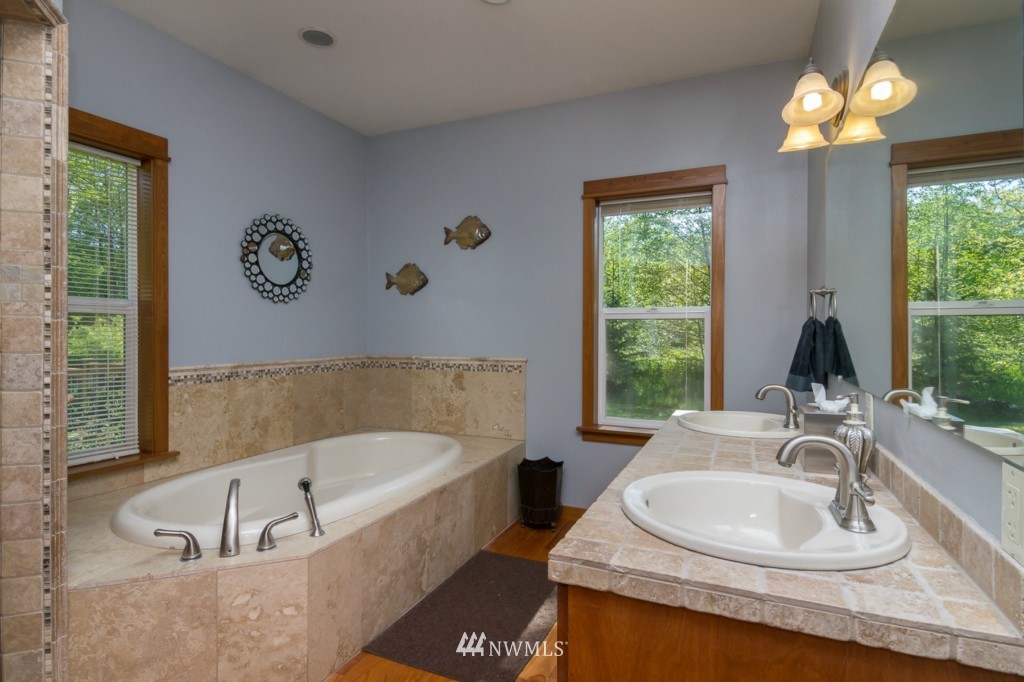 3701 Aldergrove Road Ferndale, WA 98248 - Photo 13 of 25