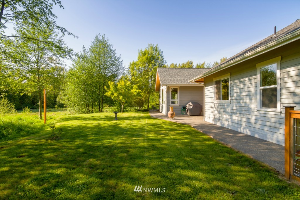 3701 Aldergrove Road Ferndale, WA 98248 - Photo 20 of 25