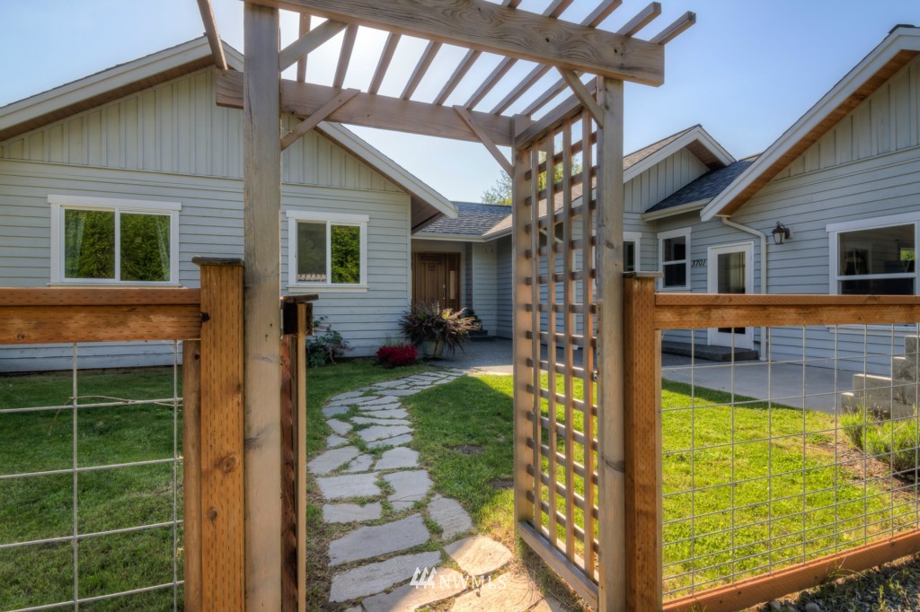 3701 Aldergrove Road Ferndale, WA 98248 - Photo 23 of 25