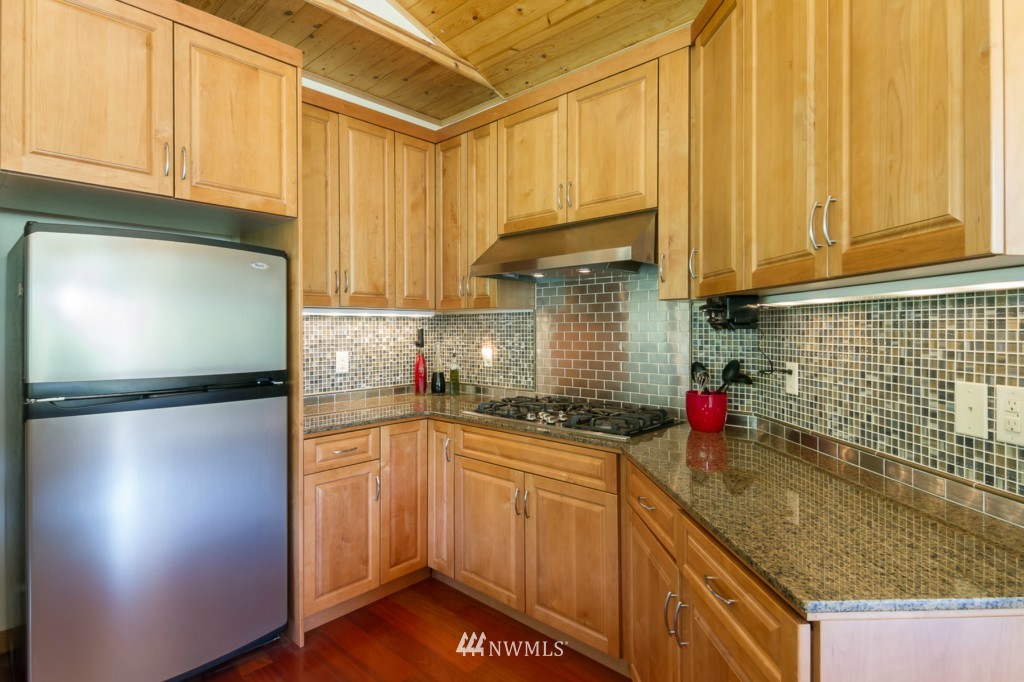 3701 Aldergrove Road Ferndale, WA 98248 - Photo 7 of 25