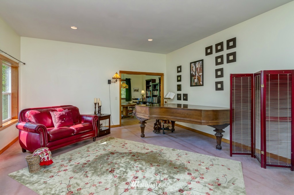 3701 Aldergrove Road Ferndale, WA 98248 - Photo 9 of 25