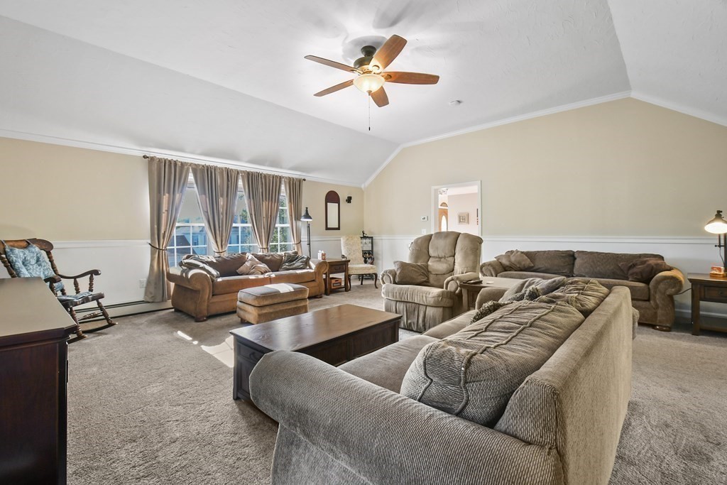 82 Buttermilk Road Leominster, MA 01453 - Photo 18 of 42 a living room with furniture