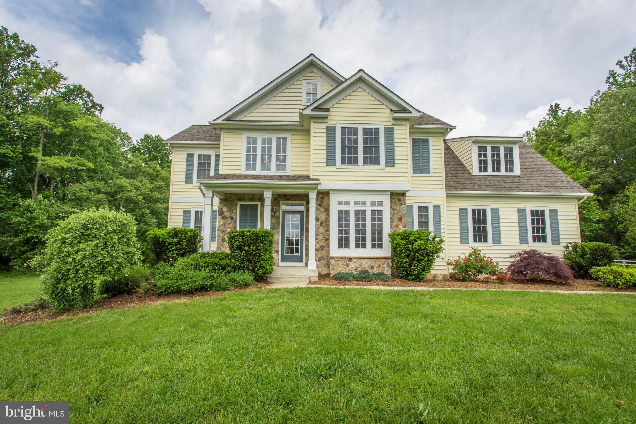 15364 Locust Point King George, VA 22485 - Photo 1 of 21 Exterior (Front)