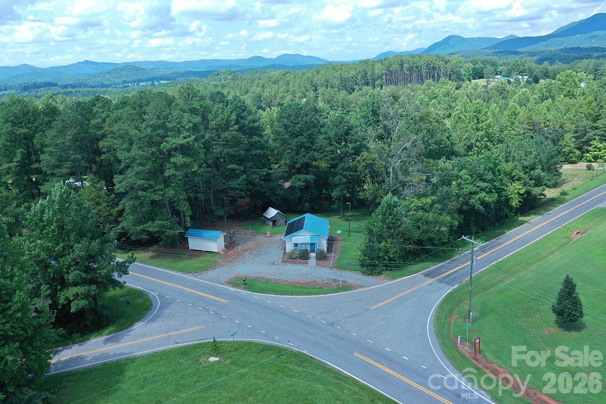 3392 Pearidge Road Bostic, NC 28018 - Photo 9 of 42 Gallery Image 9