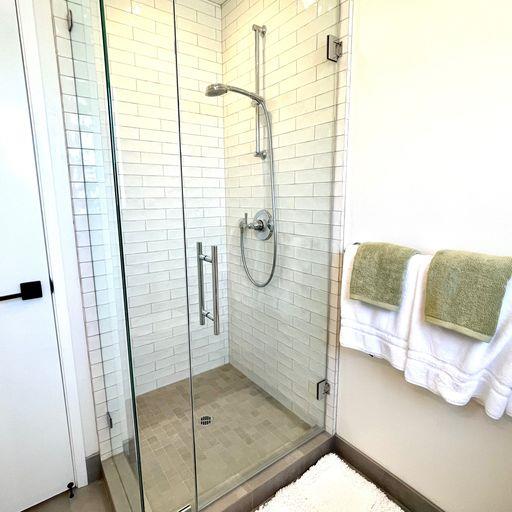 3850 Rio Road, Unit 91 Carmel, CA 93923 - Photo 25 of 31 a bathroom with a shower