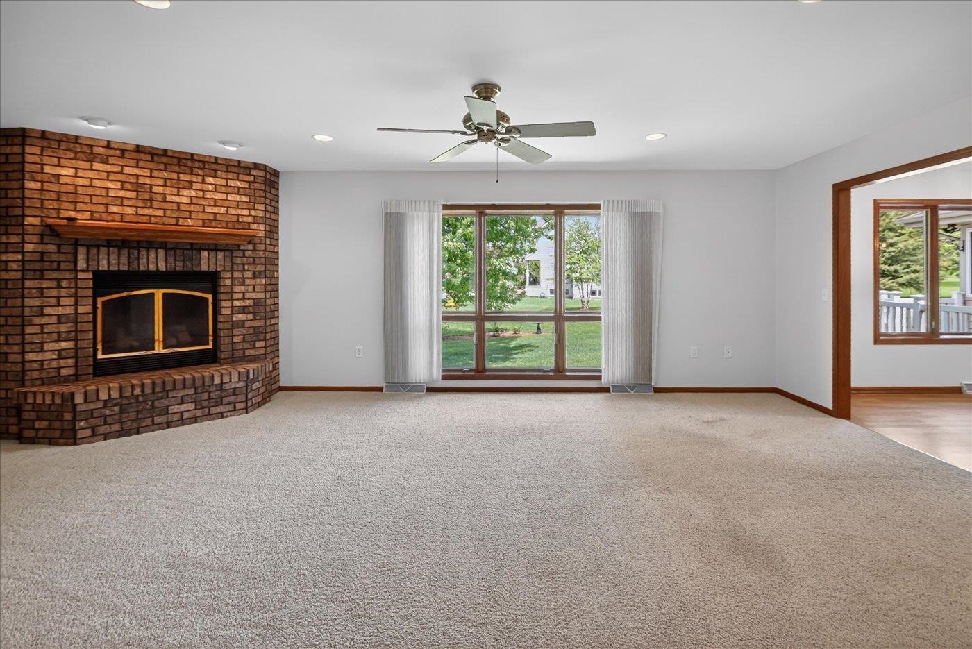 409 Badger Lane Waunakee, WI 53597 - Photo 22 of 51