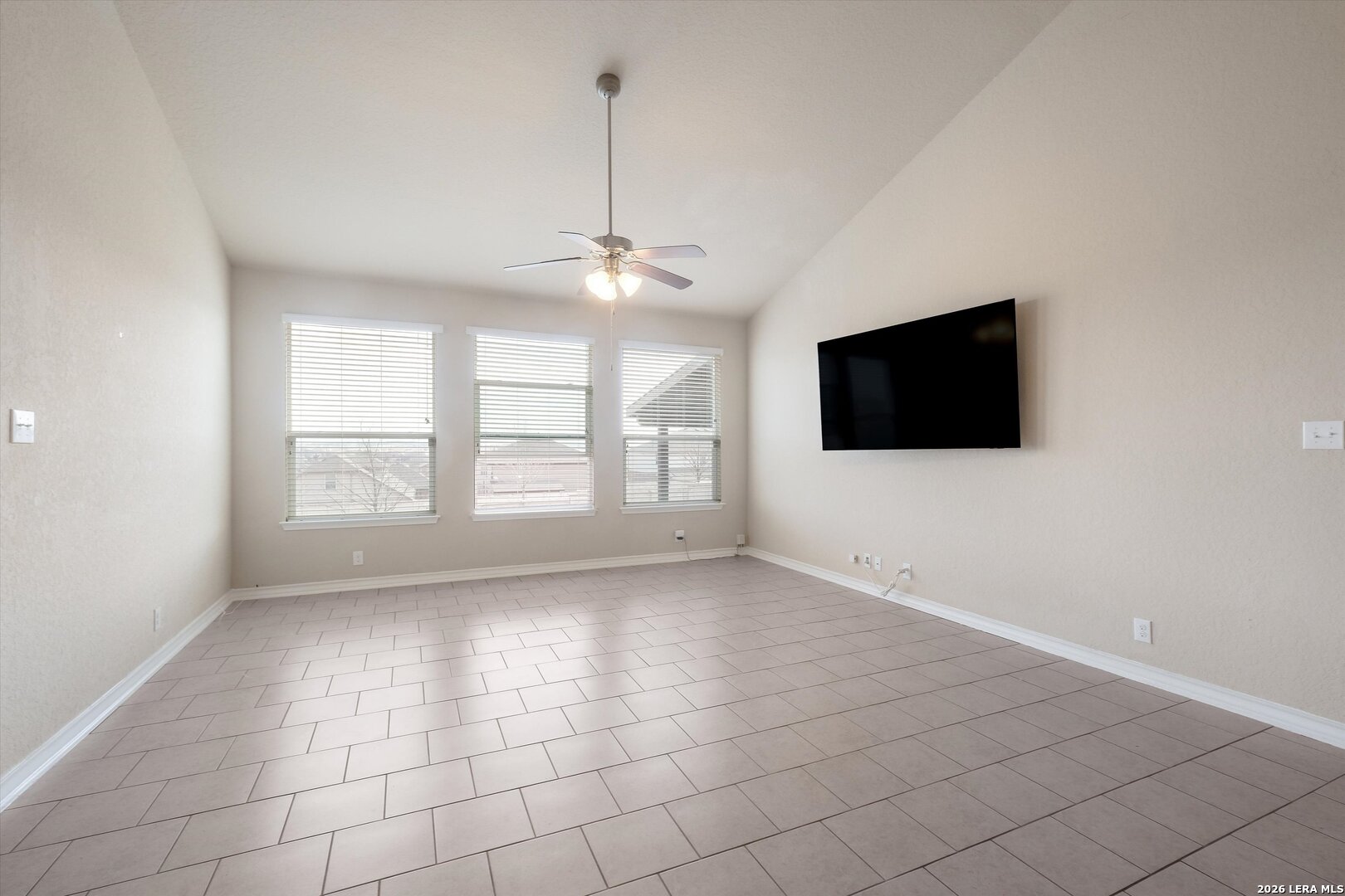 512 Saltlick Way Schertz, TX 78108 - Photo 11 of 27