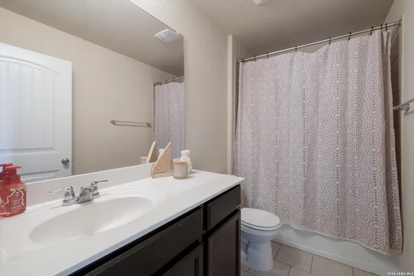 $425,000 | 512 Saltlick Way, Schertz, TX 78108