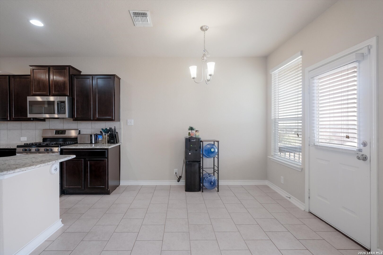 512 Saltlick Way Schertz, TX 78108 - Photo 9 of 27