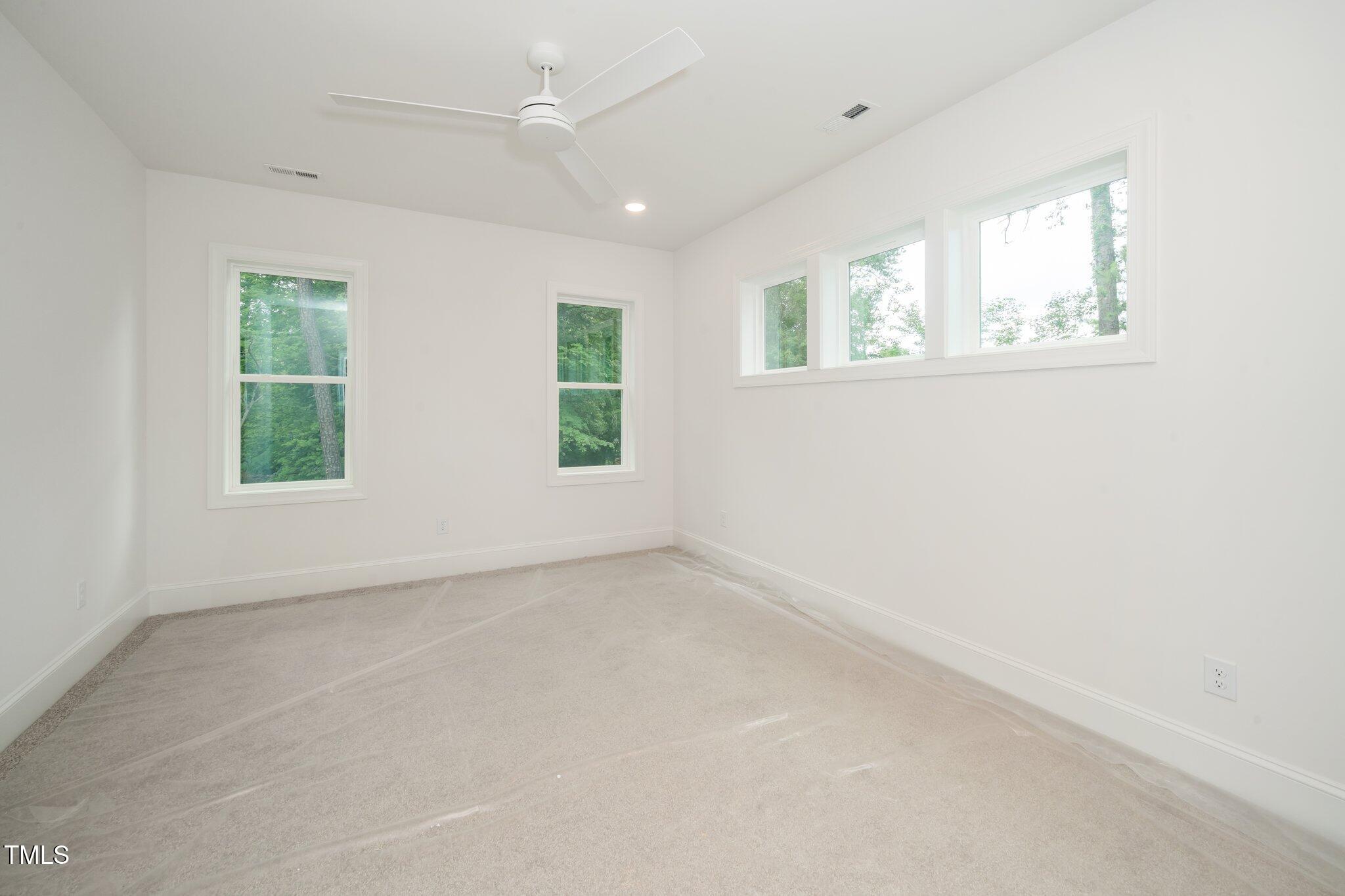 905 Deboy Street Raleigh, NC 27606 - Photo 20 of 33 21-web-or-mls-905 Deboy (21 of 33)