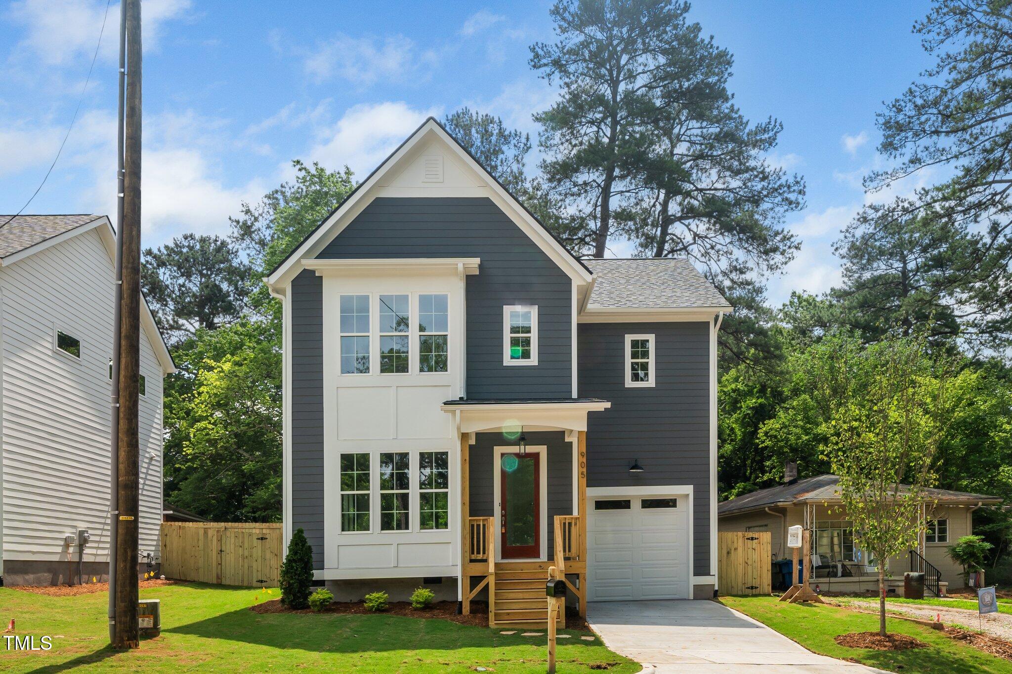 905 Deboy Street Raleigh, NC 27606 - Photo 2 of 33 1-web-or-mls-905 Deboy (32 of 33)