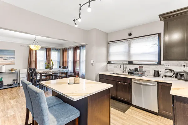 $292,500 | 14960 Ashton Road, Detroit, MI 48223