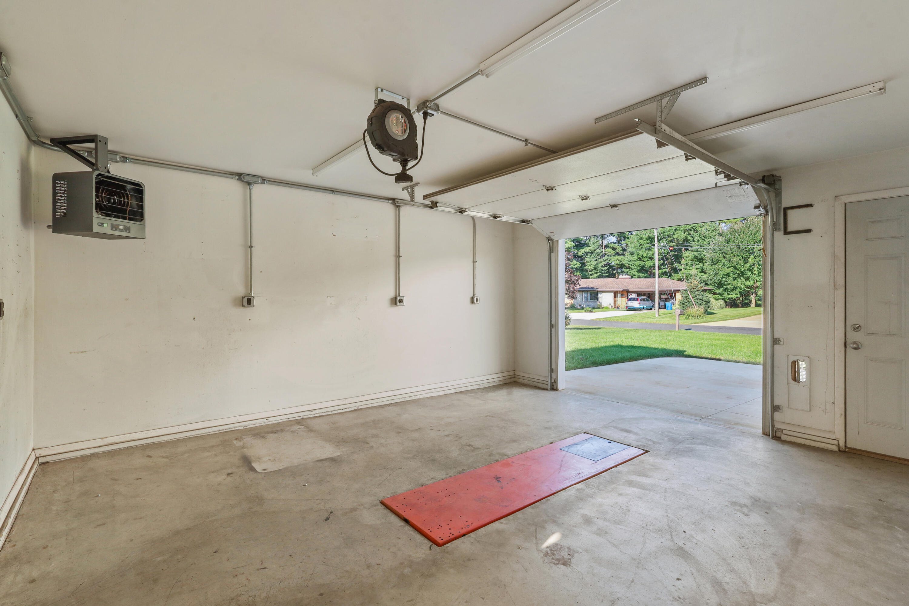 3695 Pinto Road Kalamazoo, MI 49004 - Photo 14 of 45 IMG_6225