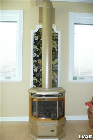 5587 Emmaus Road Emmaus, PA 18049 - Photo 4 of 21 Gallery Image 4