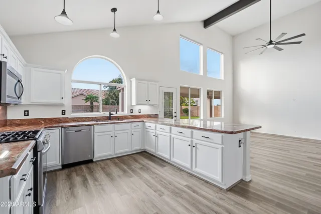 $689,900 | 735 West Aire Libre Avenue, Phoenix, AZ 85023