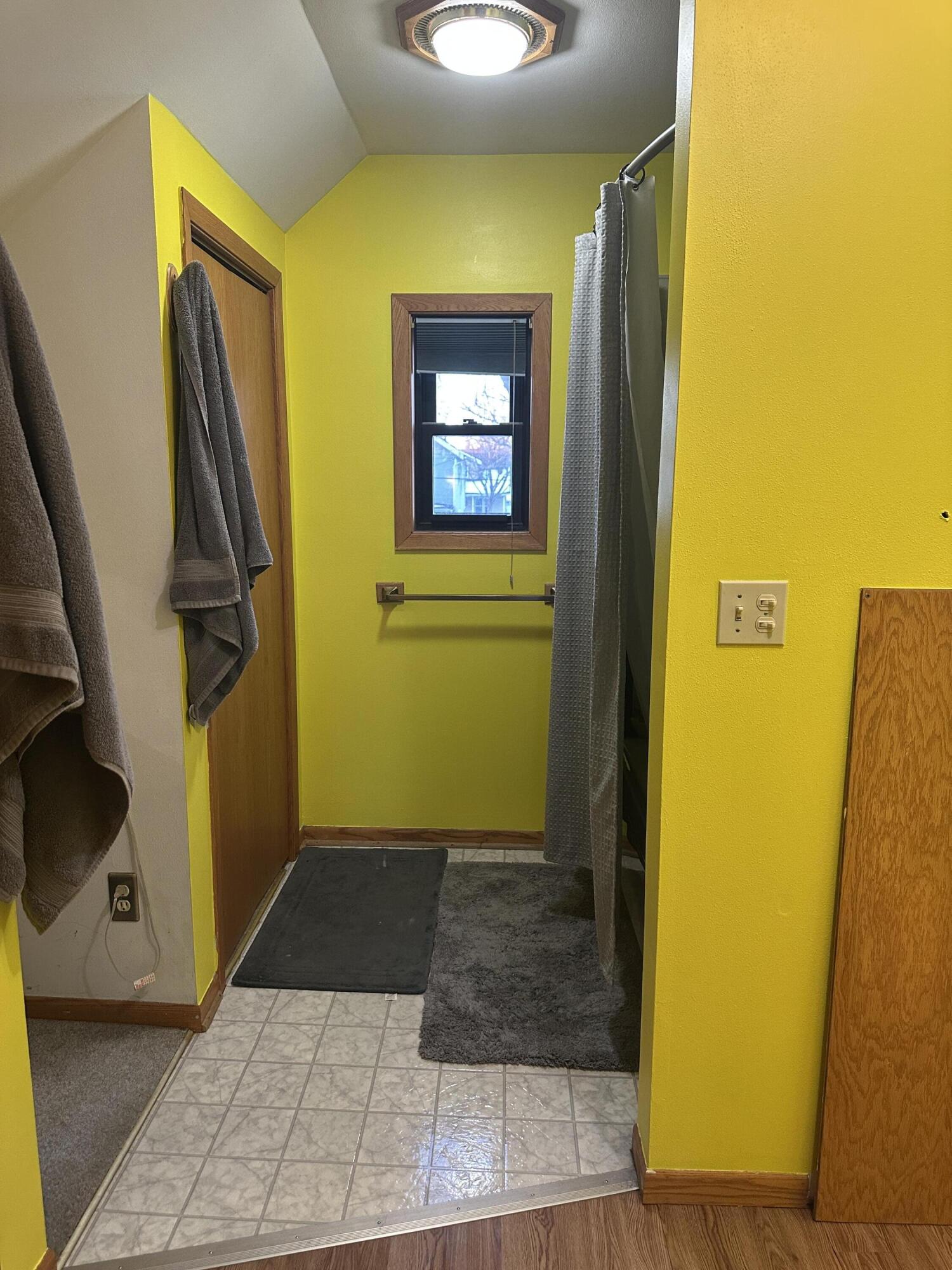 136 Gould Street Beaver Dam, WI 53916 - Photo 24 of 33 full bath w/ jetted tub