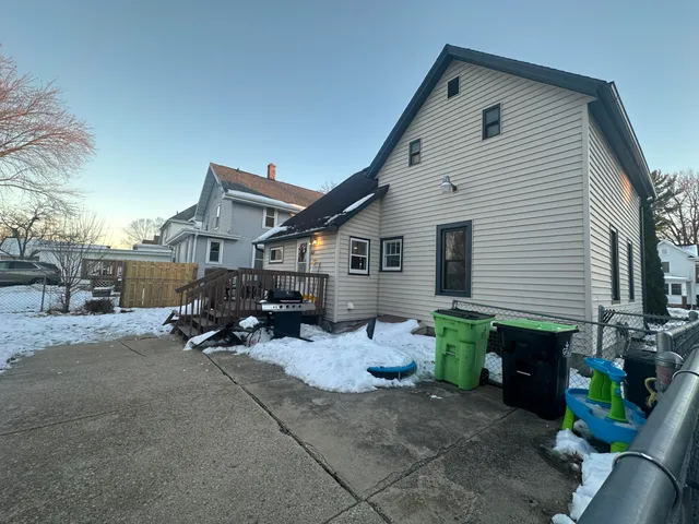 $260,000 | 136 Gould Street, Beaver Dam, WI 53916