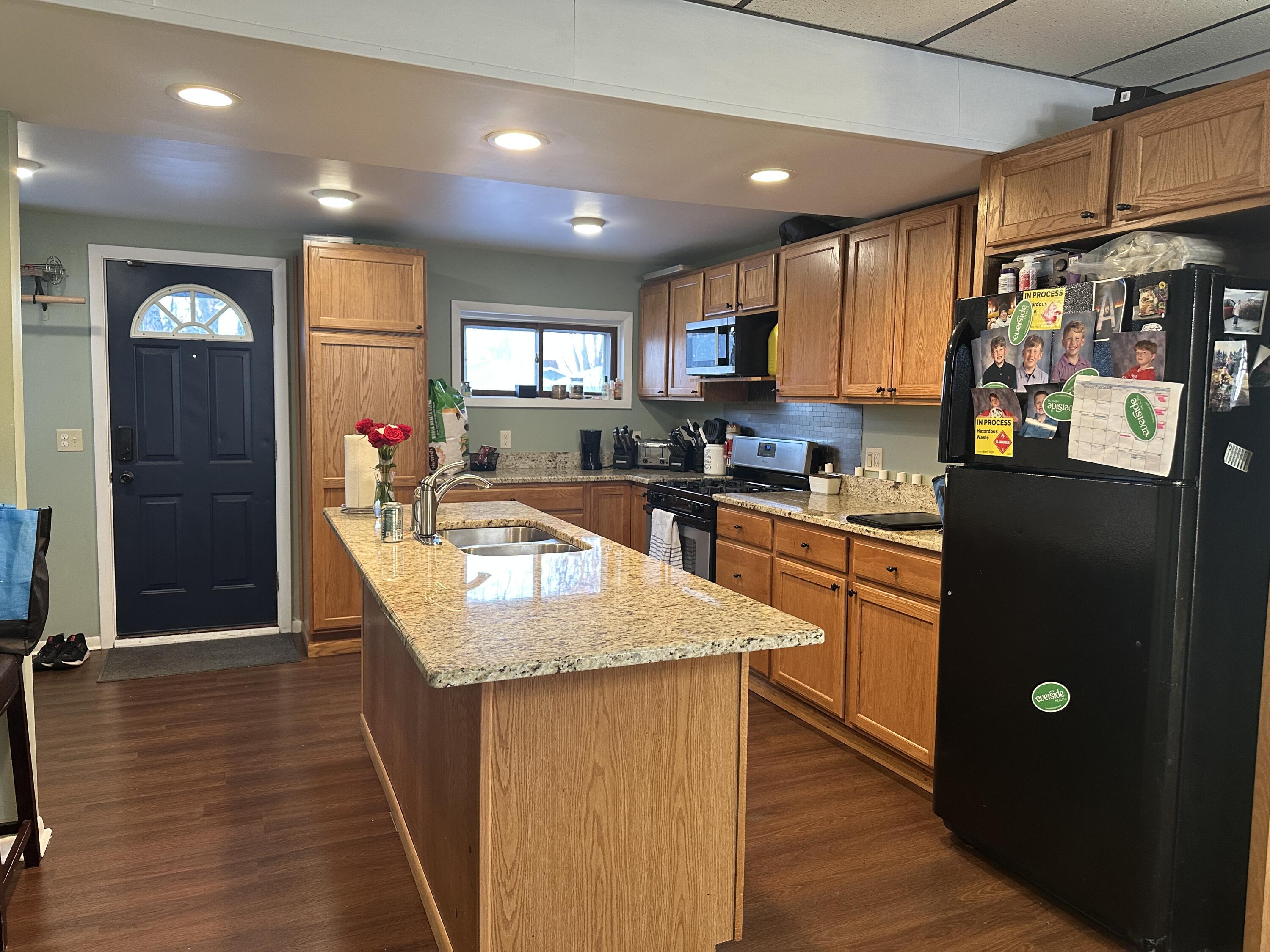 136 Gould Street Beaver Dam, WI 53916 - Photo 10 of 33 Kitchen