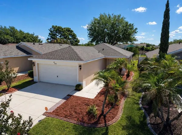 $299,900 | 11537 Crestlake Village Drive, Riverview, FL 33569