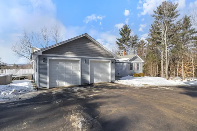 $599,900 | 440 Mountainside Drive, Turner, ME 04282