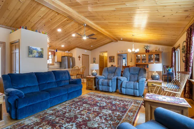 $599,900 | 440 Mountainside Drive, Turner, ME 04282