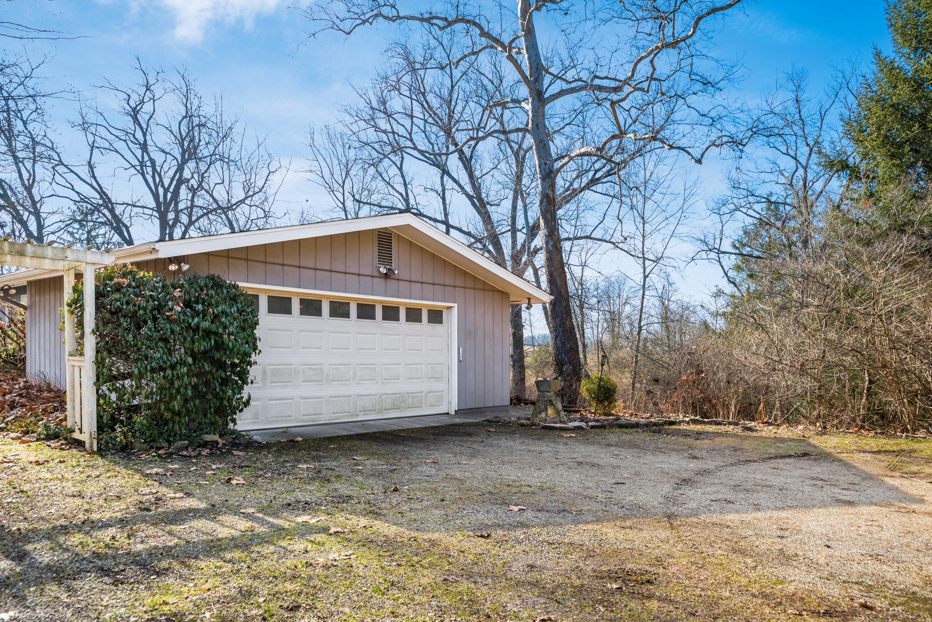 4018 Courter Road Southwest Pataskala, OH 43062 - Photo 17 of 26 018_W 4018 Courter Rd SW -037