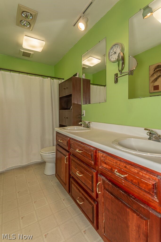 7523 Mayfield Road Chesterland, OH 44026 - Photo 18 of 20 Gallery Image 18