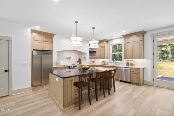 $575,000 | 312 Russ Road, Smithfield, NC 27577