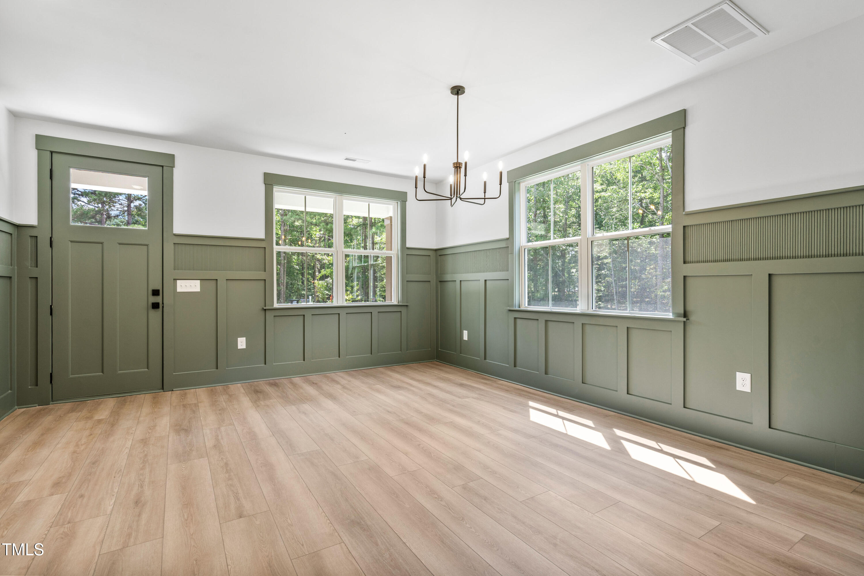 312 Russ Road Smithfield, NC 27577 - Photo 11 of 60 a view of livingroom with window