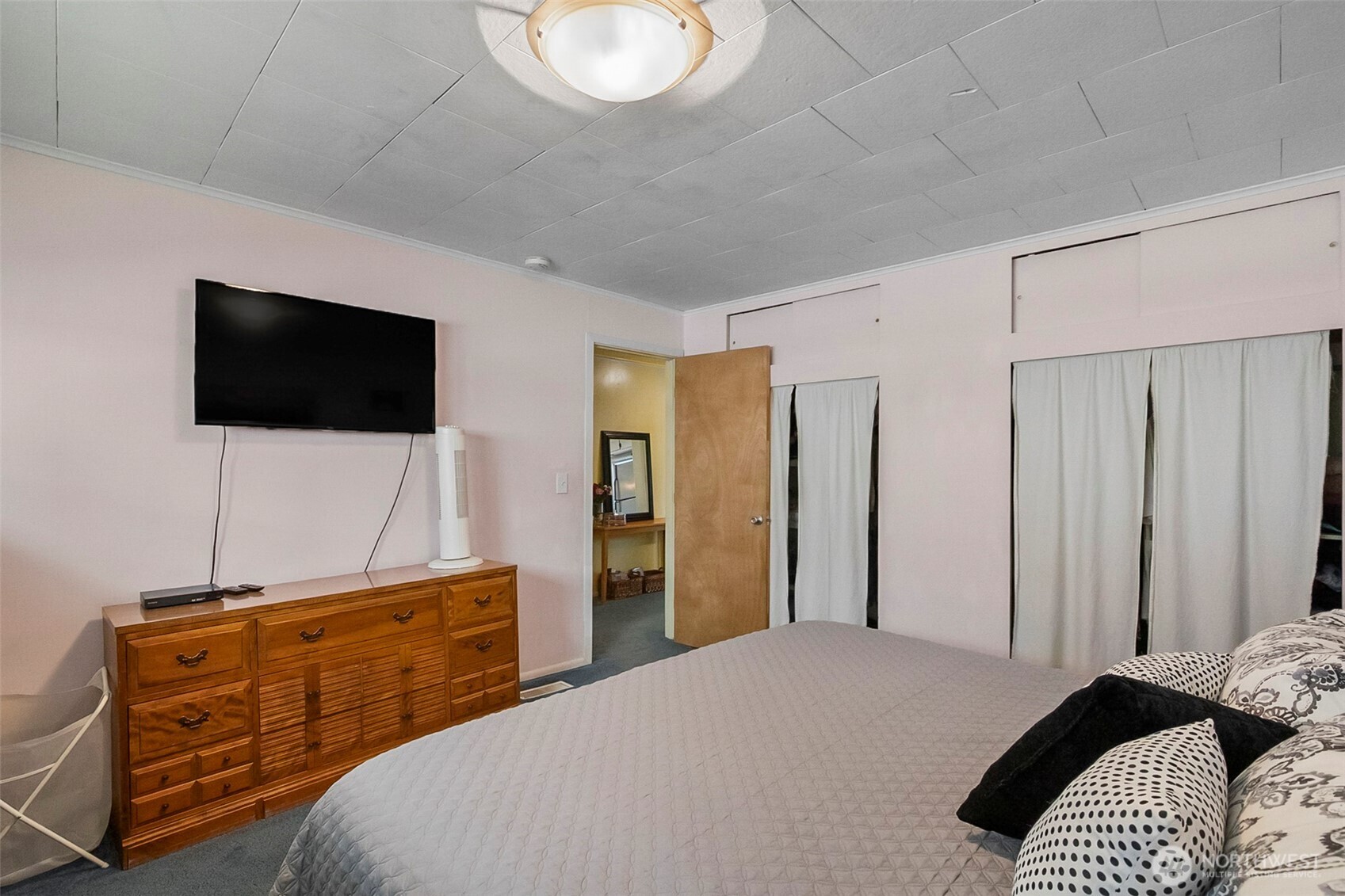 2423 Chestnut Street Everett, WA 98201 - Photo 19 of 40