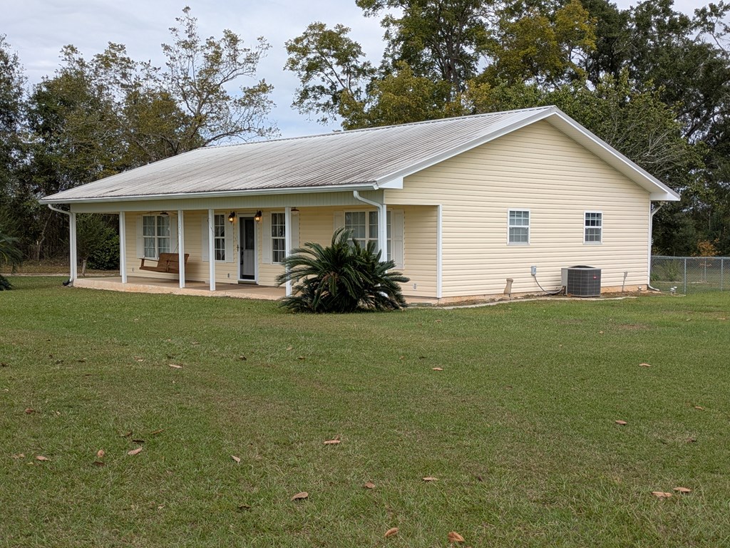 1235 Clayton Road Ashford, AL 36312 - Photo 2 of 37