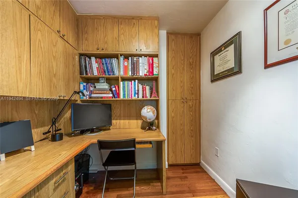 $10,250 | 4255 Lennox Drive, Miami, FL 33133