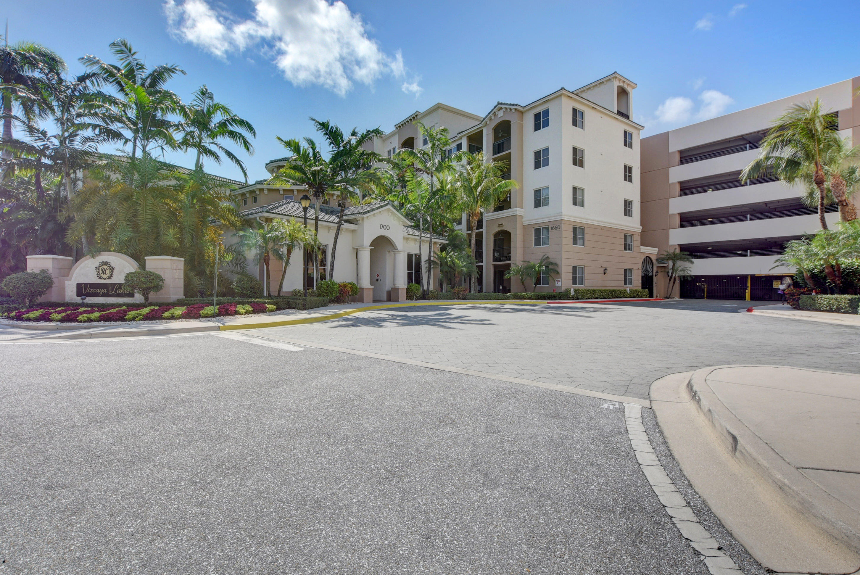 1660 Renaissance Commons Boulevard, Unit 2302 Boynton Beach, FL 33426 - Photo 2 of 61 02_02_dsc_0261_2_3_4_5
