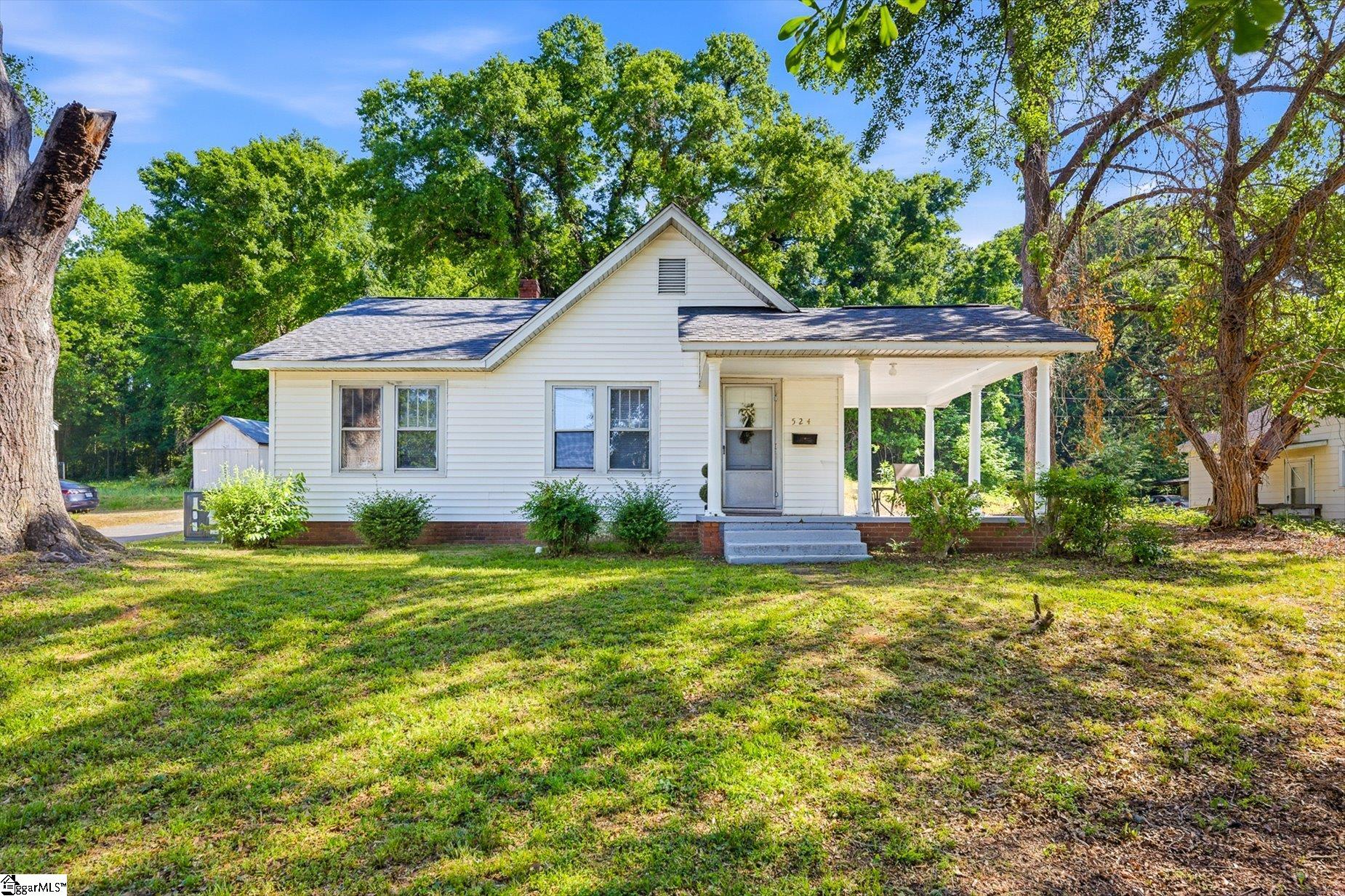 524 Church Street Laurens, SC 29360 - Photo 3 of 35